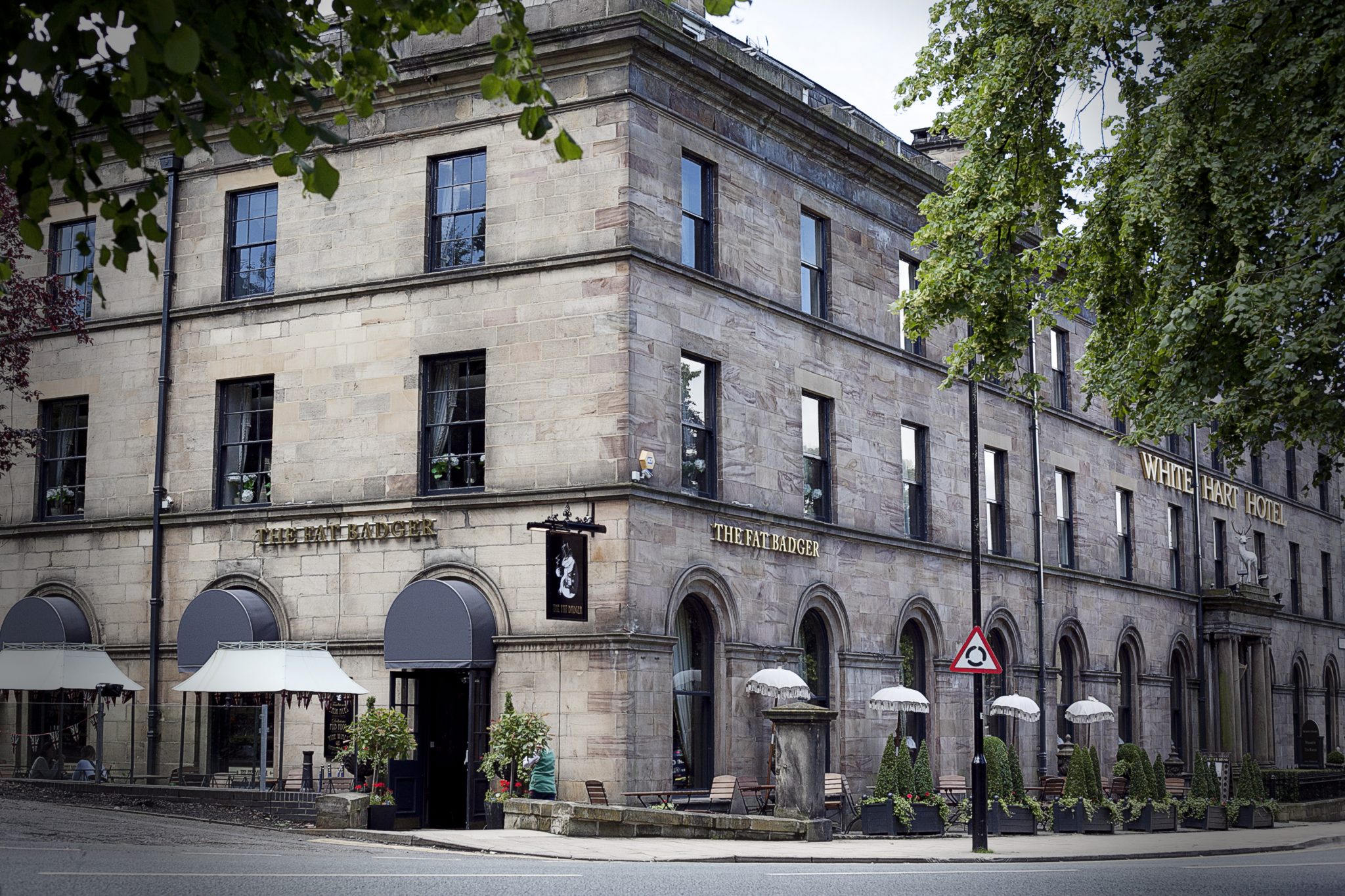 exterior-the-fat-badger-harrogate