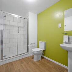 Twin Room with Sea View Bathroom at the Royal Hotel in Whitby.